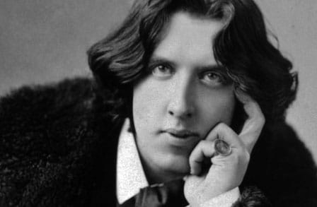 Black and white photo of Oscar Wilde