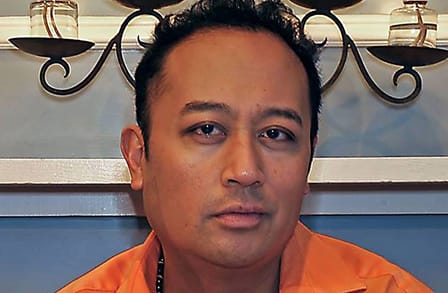 Image of Regie Cabico