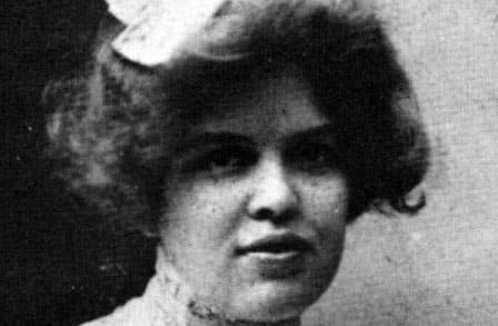Headshot of poet Adelaide Crapsey, black and white.