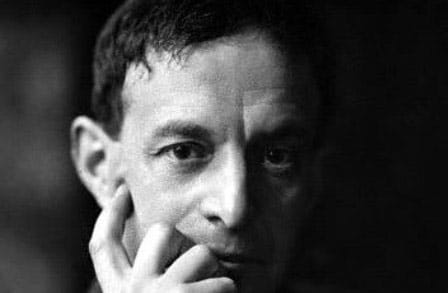 Headshot of poet Walter de la Mare, fingers resting on cheek.