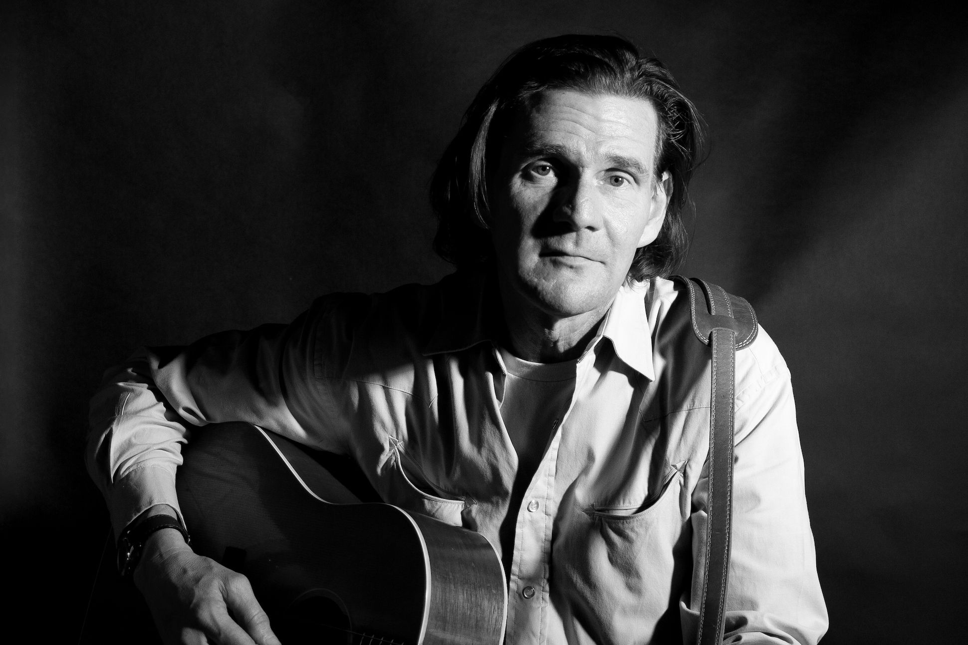 Headshot of poet Todd Hearon
