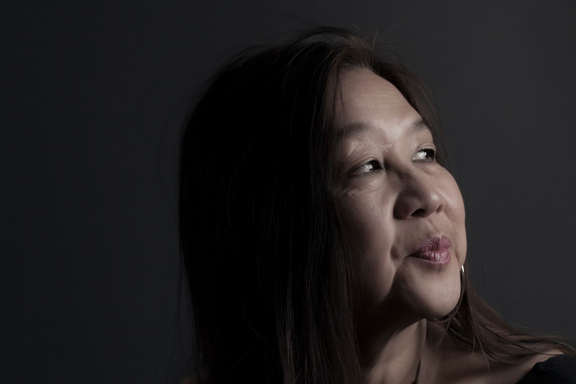 Portrait of Marilyn Chin.