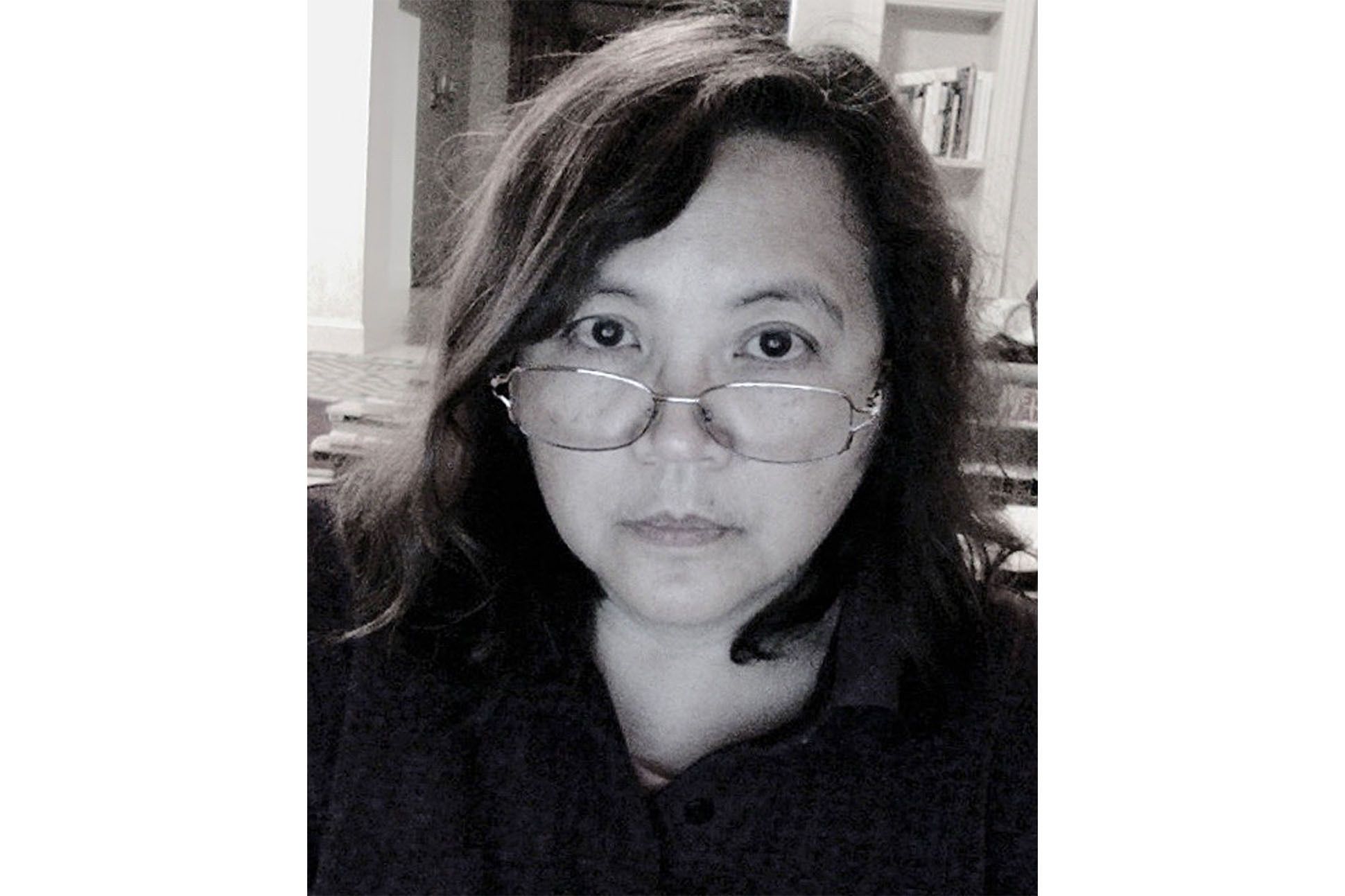 Headshot of Eileen Tabios.