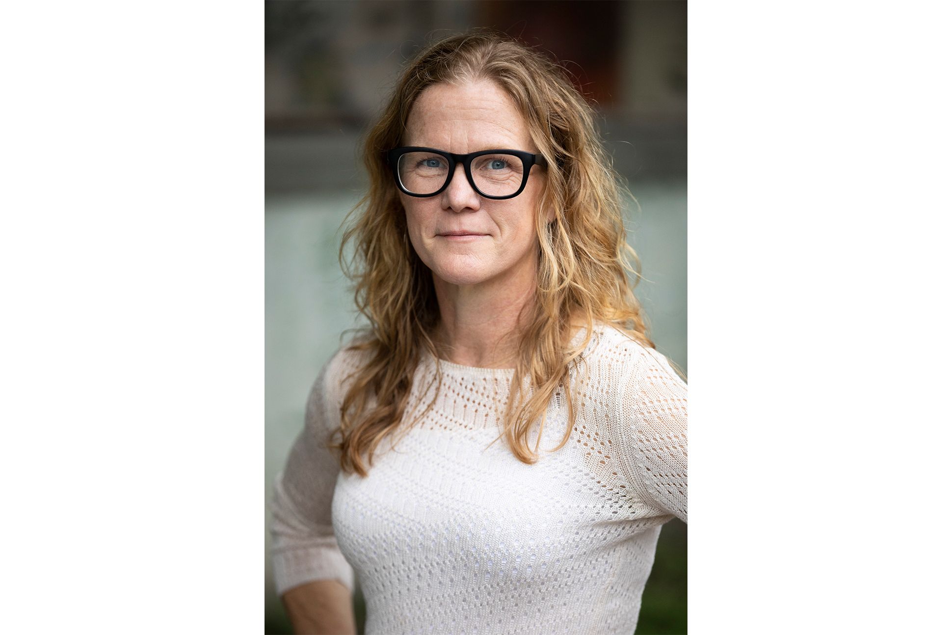 Headshot of Jenny Browne