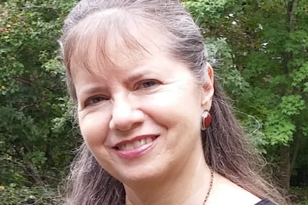 Image of the poet Suzanne Noguere.