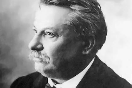 Black and white headshot of writer Giovanni Pascoli