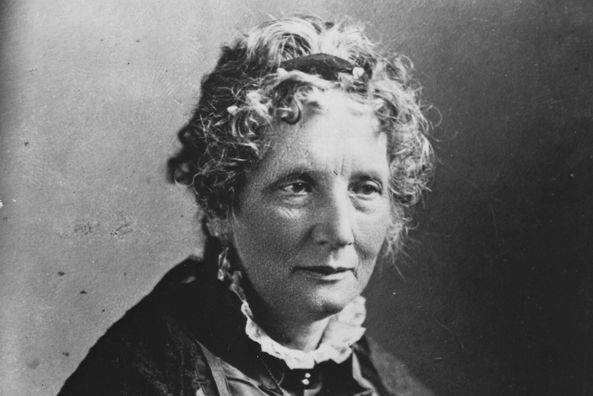 Black and white photo of poet Harriet Beecher Stowe