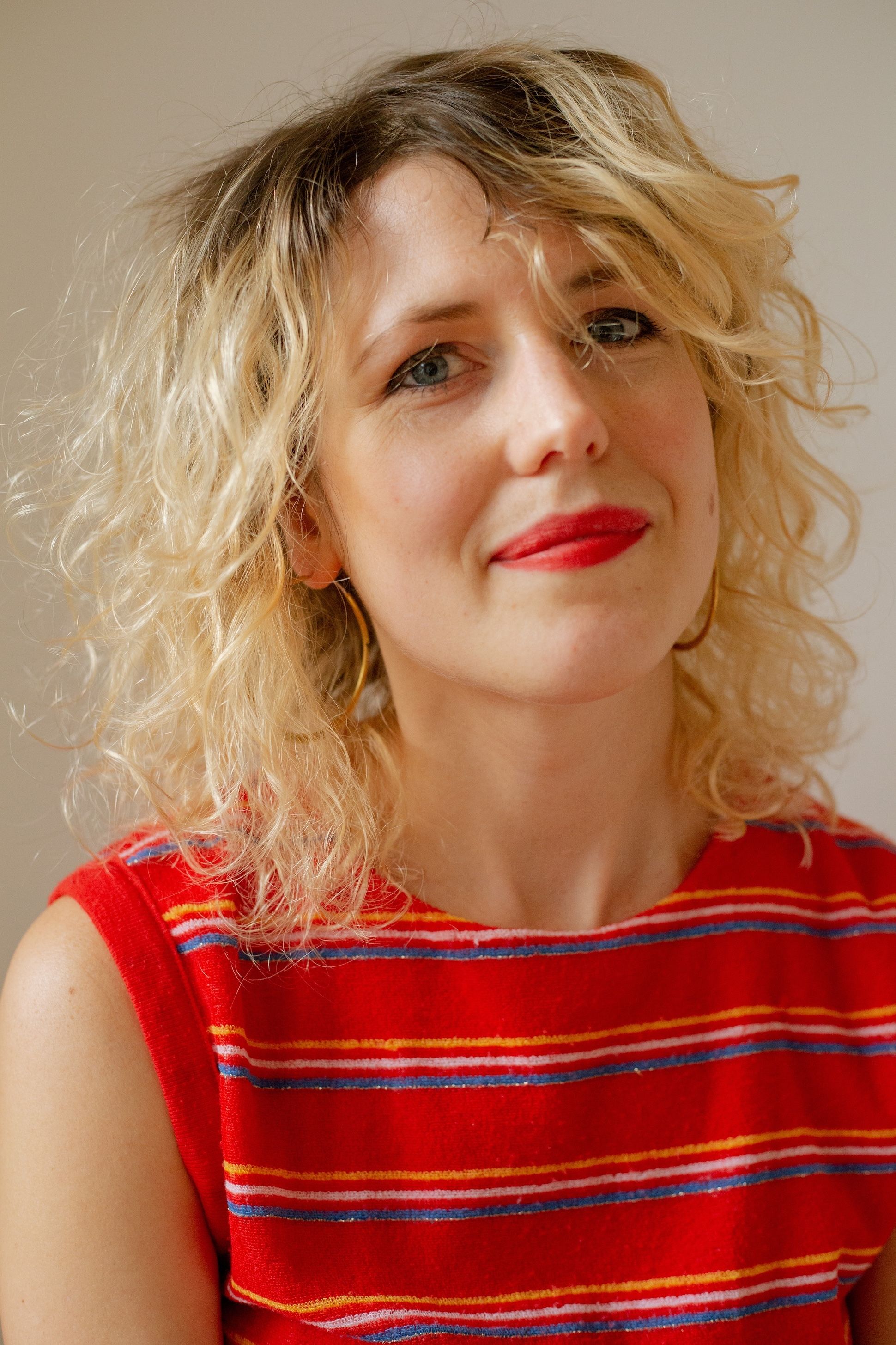 Headshot of Sarah Burgoyne